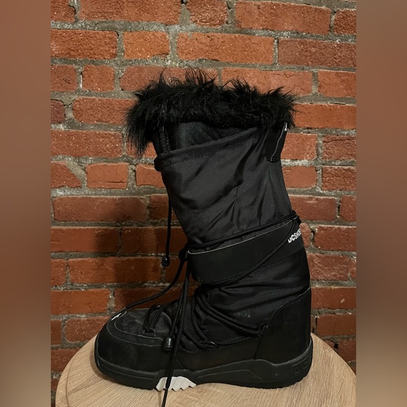 RARE DC Chalet Winter Snow Boots Snowboard STYLE ❄️ - Picture 9 of 17